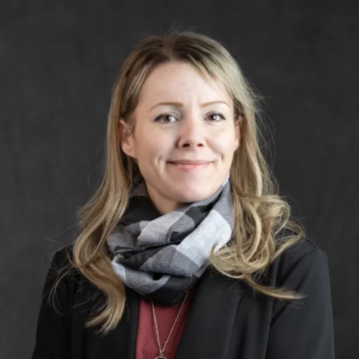 Employee Photo of 	Julie Dunn